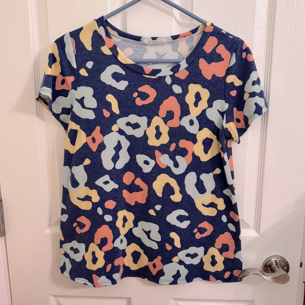 Colorful Leaopard Print Boutique BonBon Top Size Small